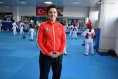 Yunusemreli antrenör Aydeniz Paralimpik Milli Takımı'nda Yunusemreli antrenör Aydeniz Paralimpik Milli Takımı'nda