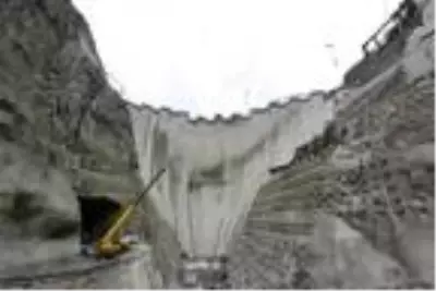 Yusufeli Barajı'nın tamamlanmasına 21 metre kaldı Yusufeli Barajı'nın tamamlanmasına 21 metre kaldı