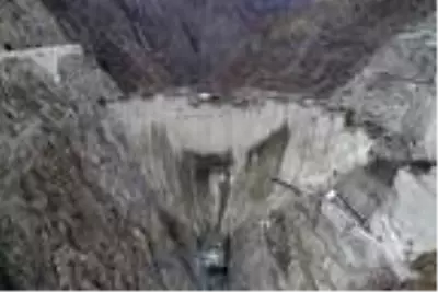 Yusufeli Barajı'nın tamamlanmasına 21 metre kaldı Yusufeli Barajı'nın tamamlanmasına 21 metre kaldı