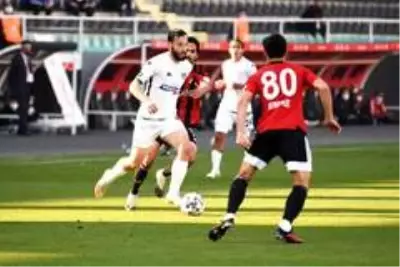 Ziraat Türkiye Kupası: Denizlispor: 0 Turgutluspor: 1 (İlk yarı) Ziraat Türkiye Kupası: Denizlispor: 0 Turgutluspor: 1 (İlk yarı)