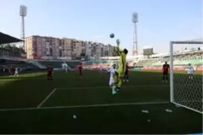 Ziraat Türkiye Kupası: Denizlispor: 0 Turgutluspor: 1 (İlk yarı) Ziraat Türkiye Kupası: Denizlispor: 0 Turgutluspor: 1 (İlk yarı)