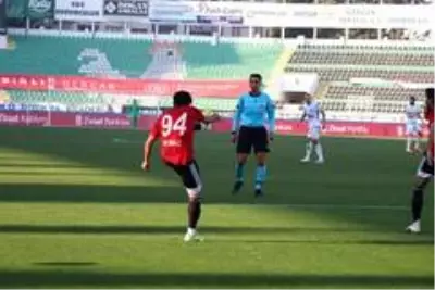 Ziraat Türkiye Kupası: Denizlispor: 0 Turgutluspor: 1 (İlk yarı) Ziraat Türkiye Kupası: Denizlispor: 0 Turgutluspor: 1 (İlk yarı)
