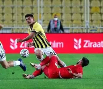 Ziraat Türkiye Kupası: Fenerbahçe: 0 - Sivas Belediyespor: 0 (Maç devam ediyor) Ziraat Türkiye Kupası: Fenerbahçe: 0 - Sivas Belediyespor: 0 (Maç devam ediyor)