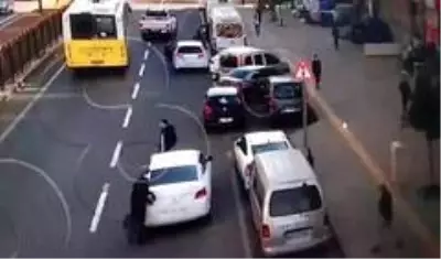 Çek hırsızlığı olayında yakalanan 3 kişi tutuklandı Çek hırsızlığı olayında yakalanan 3 kişi tutuklandı