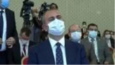 Adalet Bakanı Gül, Kadına Yönelik Şiddetle Etkin Mücadele Çalıştayı'na katıldı Adalet Bakanı Gül, Kadına Yönelik Şiddetle Etkin Mücadele Çalıştayı'na katıldı