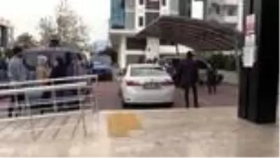Alanya'da uyuşturucu operasyonunda yakalanan 8 şüpheliden 3'ü tutuklandı Alanya'da uyuşturucu operasyonunda yakalanan 8 şüpheliden 3'ü tutuklandı