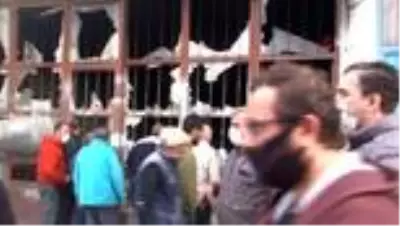 Son Dakika | Alevlere teslim olan dükkandan tuvalete sığınarak kurtuldu Son Dakika | Alevlere teslim olan dükkandan tuvalete sığınarak kurtuldu