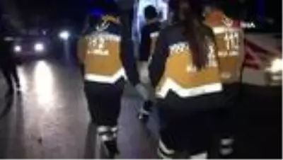 Ankara'da sıkışmalı trafik kazası: 2 yaralı Ankara'da sıkışmalı trafik kazası: 2 yaralı