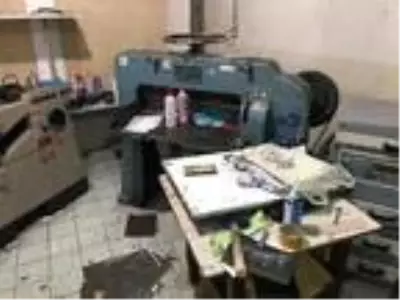 Ataşehir'de sahte para basılan matbaaya nefes kesen operasyon Ataşehir'de sahte para basılan matbaaya nefes kesen operasyon