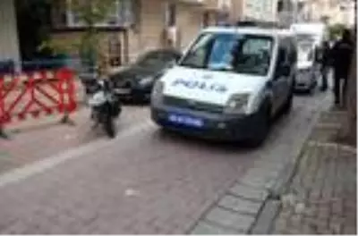 Avcılar'da motosikletin otomobilin açılan kapısına çarpmasıyla 1 kişi yaralandı Avcılar'da motosikletin otomobilin açılan kapısına çarpmasıyla 1 kişi yaralandı