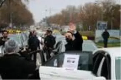 Son dakika haberi... Avusturya'da taksicilerden hükümet karşısı protesto Son dakika haberi... Avusturya'da taksicilerden hükümet karşısı protesto