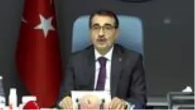 Son dakika haber! Bakan Dönmez: 'Yerli teknolojiyle birlikte rüzgarı Türkiye'nin ikinci bir otomotiv sektörü yapmaya niyetliyiz' Son dakika haber! Bakan Dönmez: 'Yerli teknolojiyle birlikte rüzgarı Türkiye'nin ikinci bir otomotiv sektörü yapmaya niyetliyiz'