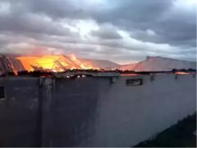 Bandırma'da depo yangını Bandırma'da depo yangını