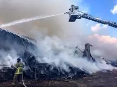 Bandırma'da depo yangını Bandırma'da depo yangını