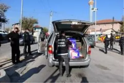 Başkent'te uyuşturucu satıcılarına fırsat tanınmıyor Başkent'te uyuşturucu satıcılarına fırsat tanınmıyor