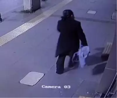Bebeği ölüme terk eden kadının 2 çocuk annesi ve üniversite mezunu olduğu ortaya çıktı Bebeği ölüme terk eden kadının 2 çocuk annesi ve üniversite mezunu olduğu ortaya çıktı