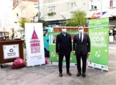 Beyoğlu Belediyesi 'organik atık toplama kampanyası' başlattı Beyoğlu Belediyesi 'organik atık toplama kampanyası' başlattı