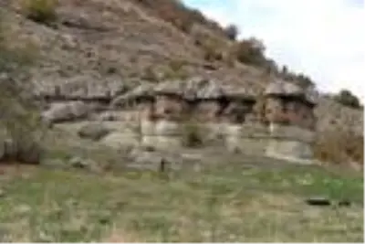 Son dakika haberi | Bingöl'de 'külahlı taşlar'ın turizme kazandırılması isteniyor Son dakika haberi | Bingöl'de 'külahlı taşlar'ın turizme kazandırılması isteniyor