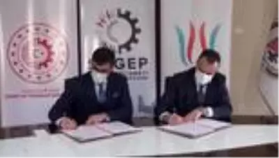 Bitlisli kadınlar yerli tohum üreterek kırsal kalkınmaya katkı sunacak Bitlisli kadınlar yerli tohum üreterek kırsal kalkınmaya katkı sunacak