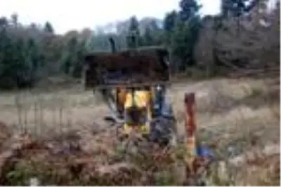 Bolu'da yaylada izinsiz çekilen tel örgü ve çitler yıkıldı Bolu'da yaylada izinsiz çekilen tel örgü ve çitler yıkıldı