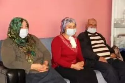 Boşanmak istedi diye çocuklarının gözü önünde karısının boğazı kesti: Daha öldüremedim, nereye? Boşanmak istedi diye çocuklarının gözü önünde karısının boğazı kesti: Daha öldüremedim, nereye?