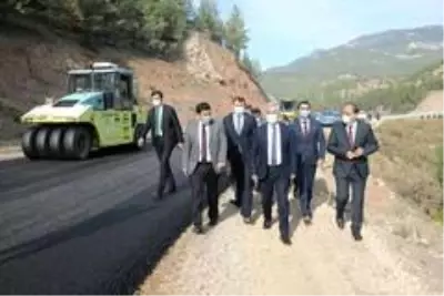 Burdur ve Isparta Valilerinden yol incelemesi Burdur ve Isparta Valilerinden yol incelemesi