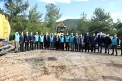 Burdur ve Isparta Valilerinden yol incelemesi Burdur ve Isparta Valilerinden yol incelemesi