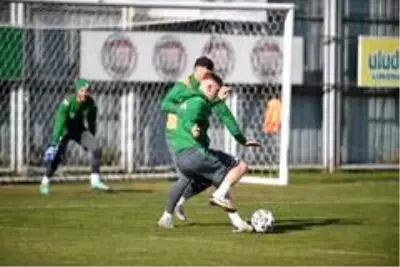 Bursaspor ara vermeden Altay maçı hazırlıklarına başladı Bursaspor ara vermeden Altay maçı hazırlıklarına başladı