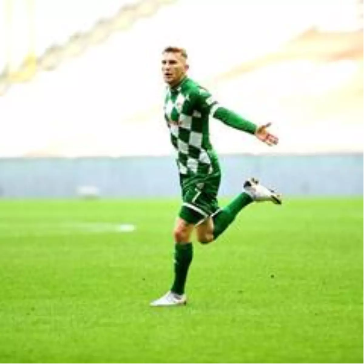 Bursaspor gol zincirini 12'ye çıkardı, geçen sezonu geride bıraktı