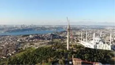 Çamlıca'daki TRT verici kulesinin sökümünde sona yaklaşıldı Çamlıca'daki TRT verici kulesinin sökümünde sona yaklaşıldı