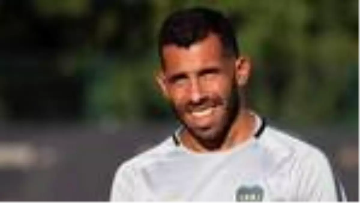 Carlos Tevez kimdir, kaç yaşında? Carlos Tevez futbolu bıraktı mı? Carlos Tevez hangi takımda oynuyor?