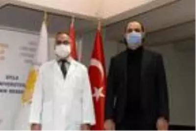 Çin aşısı Diyarbakır'da gönüllüler üzerinde uygulandı Çin aşısı Diyarbakır'da gönüllüler üzerinde uygulandı