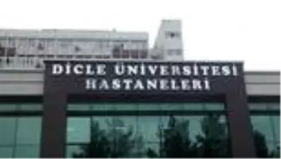 DİYARBAKIR - Çin menşeli Kovid-19 aşısı Diyarbakır'da gönüllülere uygulanıyor DİYARBAKIR - Çin menşeli Kovid-19 aşısı Diyarbakır'da gönüllülere uygulanıyor