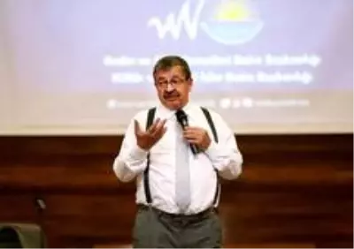 Eğitimci-Yazar Hayati İnanç Vanlılarla buluştu Eğitimci-Yazar Hayati İnanç Vanlılarla buluştu