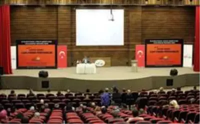 Eğitimci-Yazar Hayati İnanç Vanlılarla buluştu Eğitimci-Yazar Hayati İnanç Vanlılarla buluştu