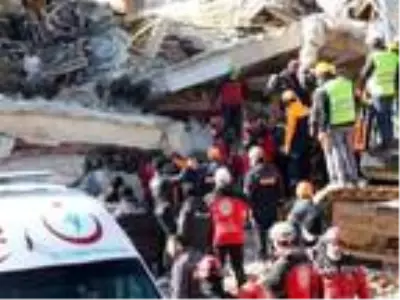 Elazığ'daki depremde yıkılan Dilek Apartmanı soruşturmasında sanıklar birbirlerini suçladı Elazığ'daki depremde yıkılan Dilek Apartmanı soruşturmasında sanıklar birbirlerini suçladı