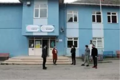 Emine Erdoğan'ın videosunu paylaştığı öğretmen: 'O gün en mutlu günümdü' Emine Erdoğan'ın videosunu paylaştığı öğretmen: 'O gün en mutlu günümdü'