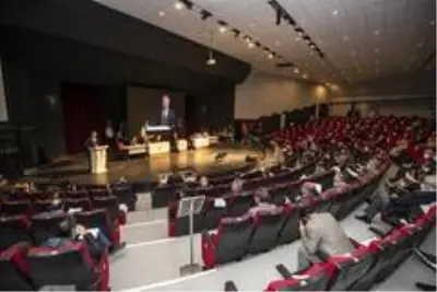 ESHOT'un bütçesi 1 milyar 817 milyon 146 bin TL ESHOT'un bütçesi 1 milyar 817 milyon 146 bin TL