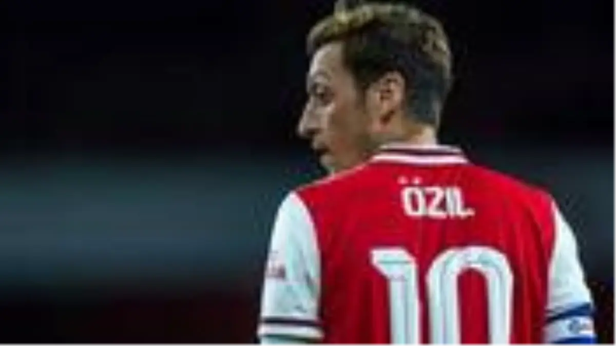 F.Bahçe'ye Mesut Özil müjdesi! Kariyerine Avrupa'da devam edecek