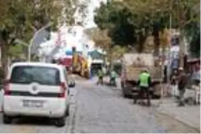 Foça'da kara taşların sökülmesini Koruma Kurulu durdurdu Foça'da kara taşların sökülmesini Koruma Kurulu durdurdu