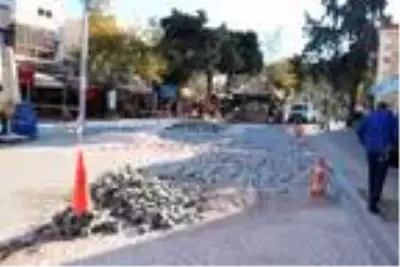 Foça'da kara taşların sökülmesini Koruma Kurulu durdurdu Foça'da kara taşların sökülmesini Koruma Kurulu durdurdu
