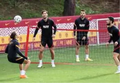 Galatasaray'da Rizespor maçı hazırlıkları devam etti Galatasaray'da Rizespor maçı hazırlıkları devam etti