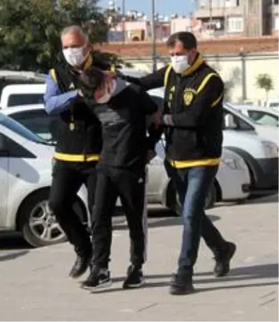 Gasp dehşeti yaşayan yaşlı kadın o anları anlattı Gasp dehşeti yaşayan yaşlı kadın o anları anlattı