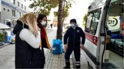 Genç kadın kocasının makaslı saldırısı sonrası kanlar içinde kaldı Genç kadın kocasının makaslı saldırısı sonrası kanlar içinde kaldı