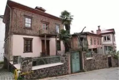 Giresun'da Marsilya esintileri taşıyan 200 yıllık evler UNESCO'ya aday Giresun'da Marsilya esintileri taşıyan 200 yıllık evler UNESCO'ya aday