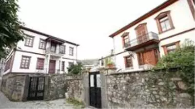 Giresun'da Marsilya esintileri taşıyan 200 yıllık evler UNESCO'ya aday Giresun'da Marsilya esintileri taşıyan 200 yıllık evler UNESCO'ya aday