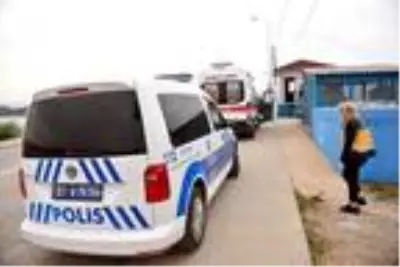 Son dakika haberi | Gölde mahsur kalan uçurtma sörfçüsü, polis botunun dalgasıyla karaya çıktı Son dakika haberi | Gölde mahsur kalan uçurtma sörfçüsü, polis botunun dalgasıyla karaya çıktı