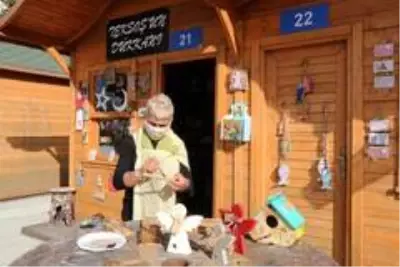 Hünerli Eller'de kadın dayanışması Hünerli Eller'de kadın dayanışması