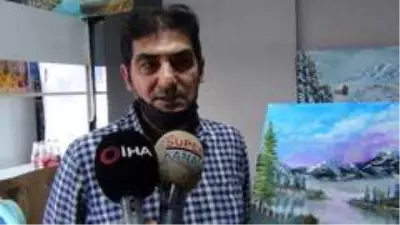 İlkokul mezunu yaptığı resimlerle profesyonel ressamlara taş çıkarıyor İlkokul mezunu yaptığı resimlerle profesyonel ressamlara taş çıkarıyor