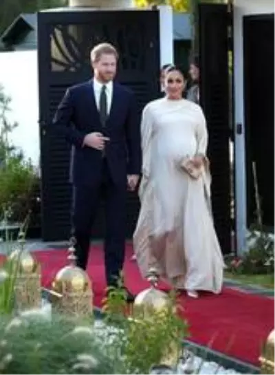 İngiliz Kraliyetinin olaylı gelini Meghan, düşük yaptığını açıkladı İngiliz Kraliyetinin olaylı gelini Meghan, düşük yaptığını açıkladı
